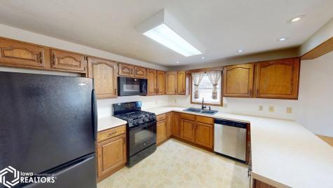 1026 Pleasant Street Forest City IA 50436