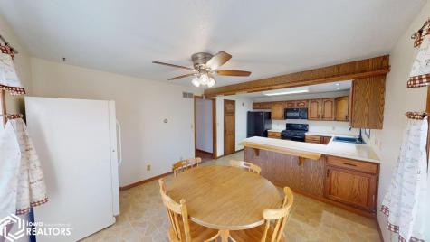 1026 Pleasant Street Forest City IA 50436