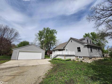 1026 Pleasant Street Forest City IA 50436