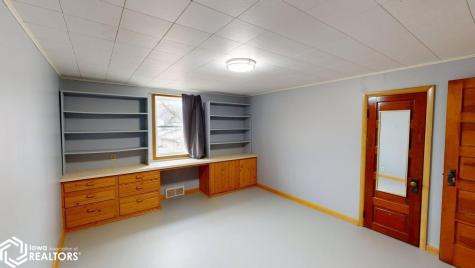 1026 Pleasant Street Forest City IA 50436