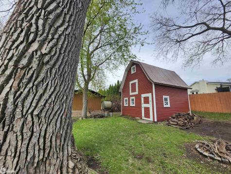 1026 Pleasant Street Forest City IA 50436