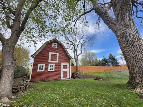 1026 Pleasant Street Forest City IA 50436