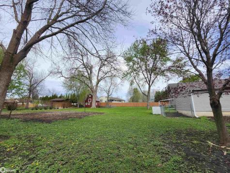1026 Pleasant Street Forest City IA 50436