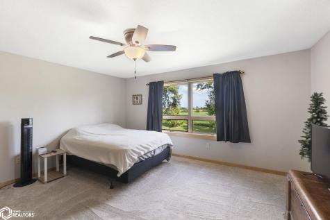 3495 Thrush Avenue Plymouth IA 50464