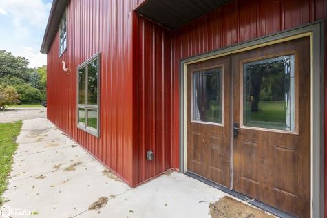 3495 Thrush Avenue Plymouth IA 50464