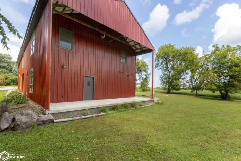 3495 Thrush Avenue Plymouth IA 50464