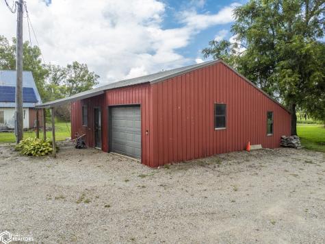 3495 Thrush Avenue Plymouth IA 50464