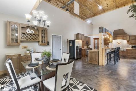 3495 Thrush Avenue Plymouth IA 50464