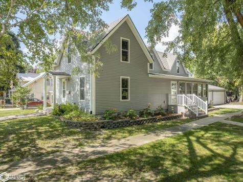 400 N 5th Street Clear Lake IA 50428