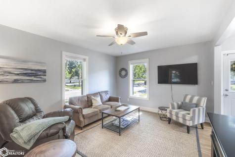 400 N 5th Street Clear Lake IA 50428