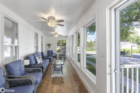 400 N 5th Street Clear Lake IA 50428