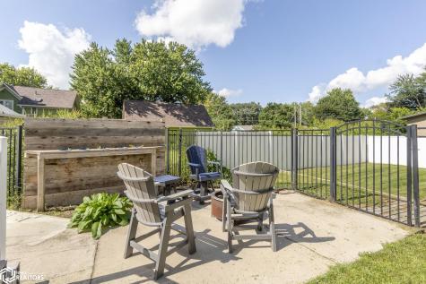 400 N 5th Street Clear Lake IA 50428