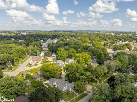 400 N 5th Street Clear Lake IA 50428