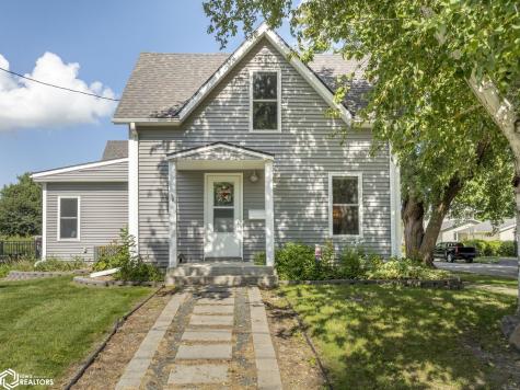 400 N 5th Street Clear Lake IA 50428
