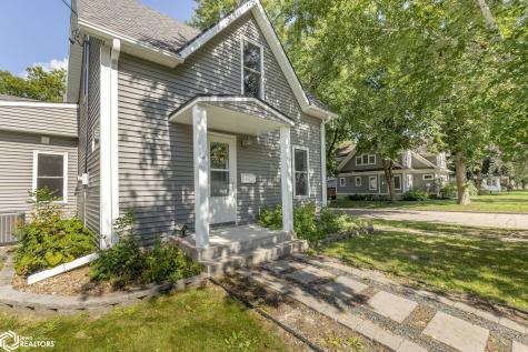 400 N 5th Street Clear Lake IA 50428