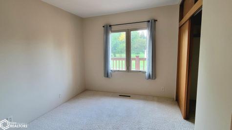 1318 Sunset Drive Hampton IA 50441