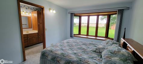 1318 Sunset Drive Hampton IA 50441