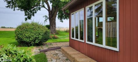 1318 Sunset Drive Hampton IA 50441