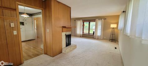 1318 Sunset Drive Hampton IA 50441