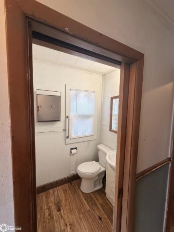 117 S Monroe Avenue Mason City IA 50401