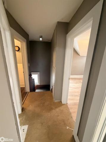 117 S Monroe Avenue Mason City IA 50401