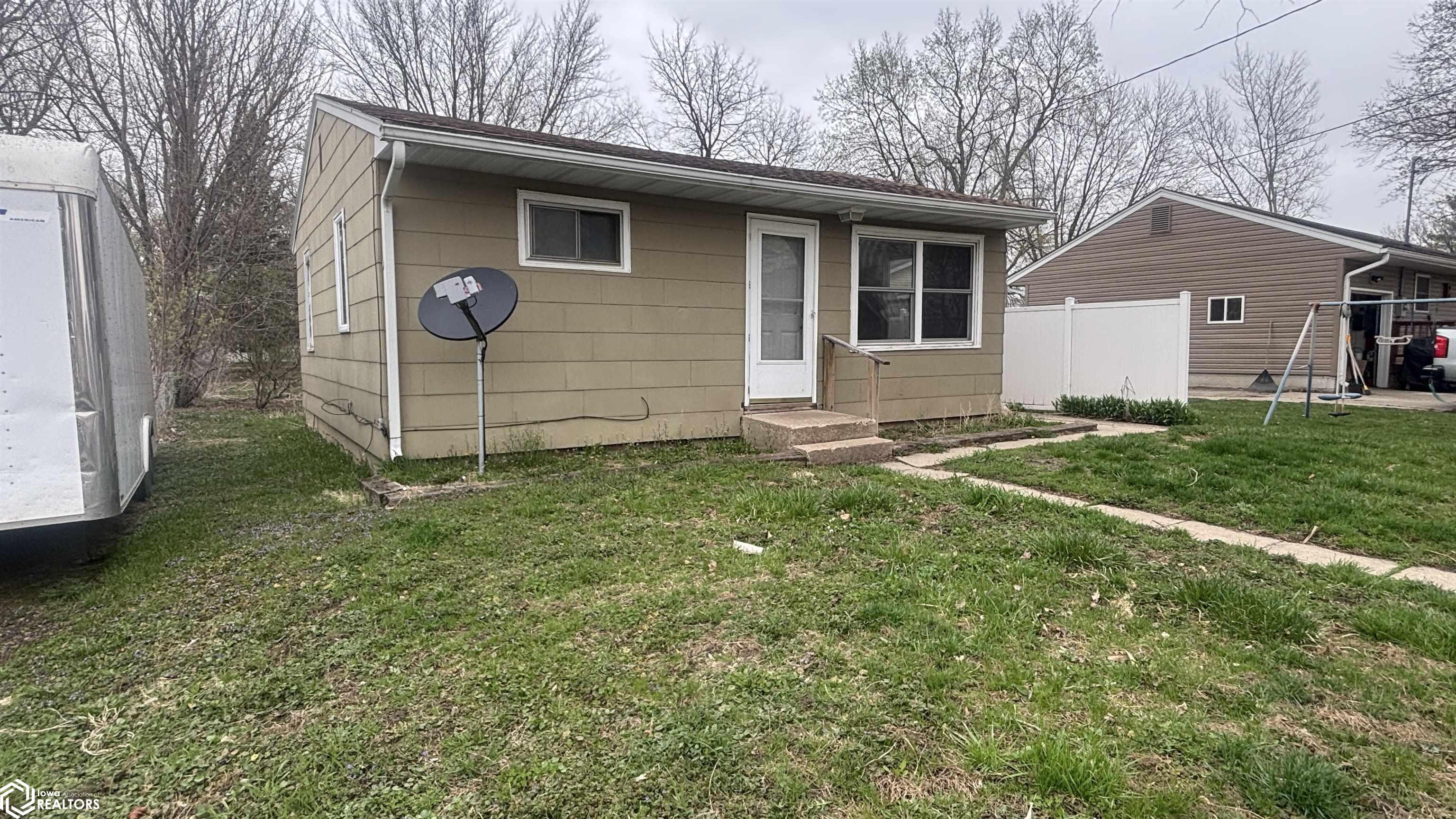 412 29th Street SW Mason City IA 50401
