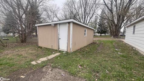 412 29th Street SW Mason City IA 50401