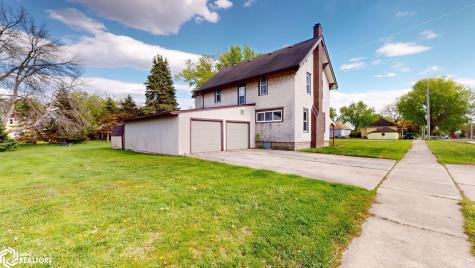 1523 N Monroe Avenue Mason City IA 50401