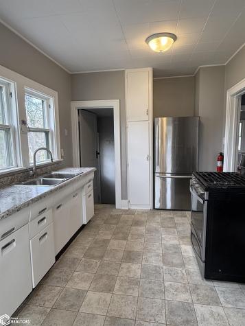 436 N 11th Street Forest City IA 50436