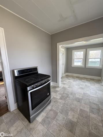 436 N 11th Street Forest City IA 50436
