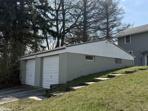 436 N 11th Street Forest City IA 50436