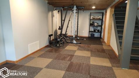 708 16th Street SE Mason City IA 50401