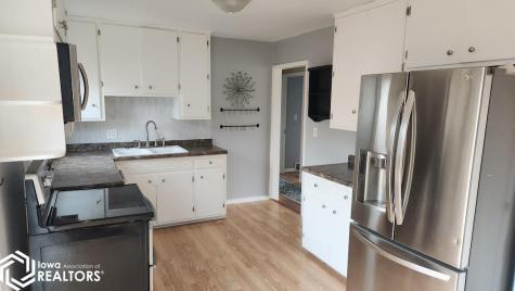708 16th Street SE Mason City IA 50401