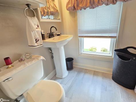 127 E Elmore Street Manly IA 50456