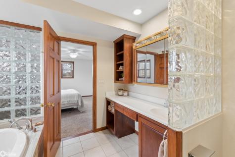 3514 N Shore Drive Clear Lake IA 50428