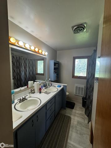 16224 O Avenue Iowa Falls IA 50126