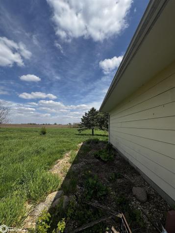 16224 O Avenue Iowa Falls IA 50126