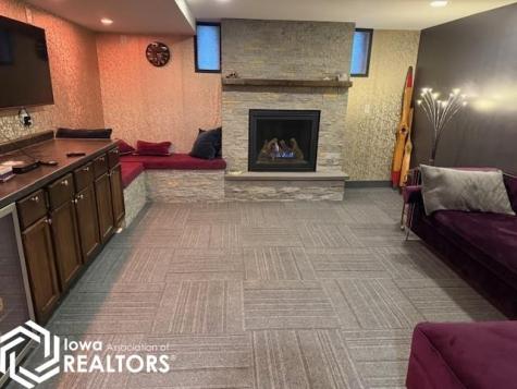 560 N State Street Garner IA 50438