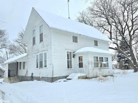 16115 Portland Avenue Mason City IA 50401