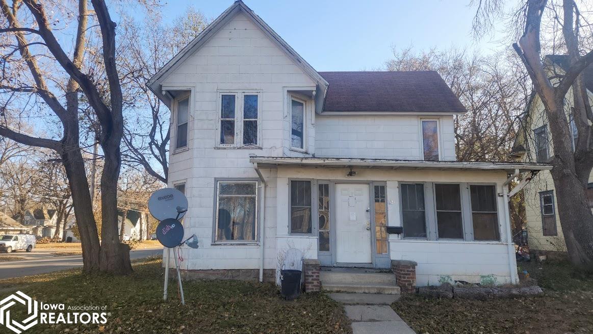 521 N Delaware Avenue Mason City IA 50401