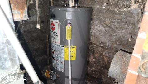 521 N Delaware Avenue Mason City IA 50401