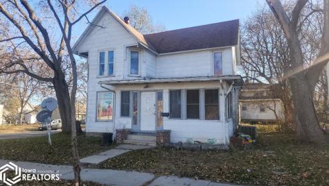 521 N Delaware Avenue Mason City IA 50401