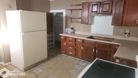 521 N Delaware Avenue Mason City IA 50401