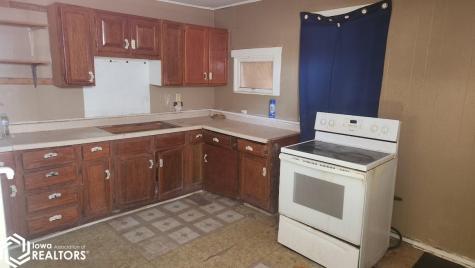 521 N Delaware Avenue Mason City IA 50401