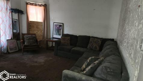 521 N Delaware Avenue Mason City IA 50401