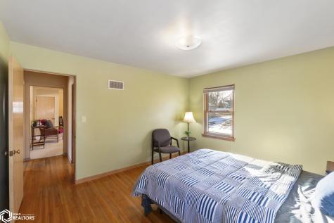 519 17th Street W Clear Lake IA 50428