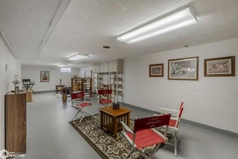 519 17th Street W Clear Lake IA 50428