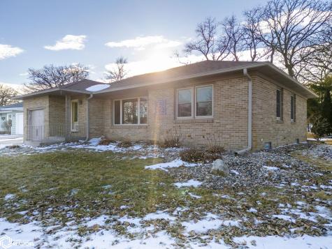 519 17th Street W Clear Lake IA 50428