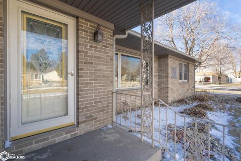 519 17th Street W Clear Lake IA 50428