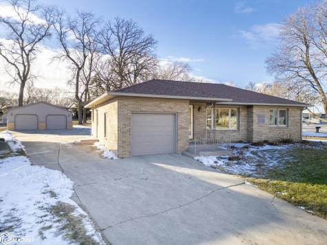519 17th Street W Clear Lake IA 50428